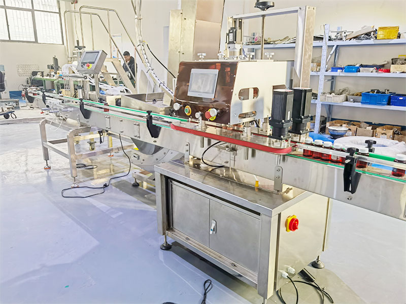 全自動(dòng)灌裝機(jī)生產(chǎn)線兼容多種容器(圖2)