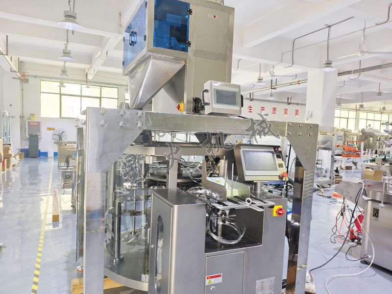 南京堅(jiān)果仁自動(dòng)包裝機(jī)八工位給袋式包裝故障率高嗎？